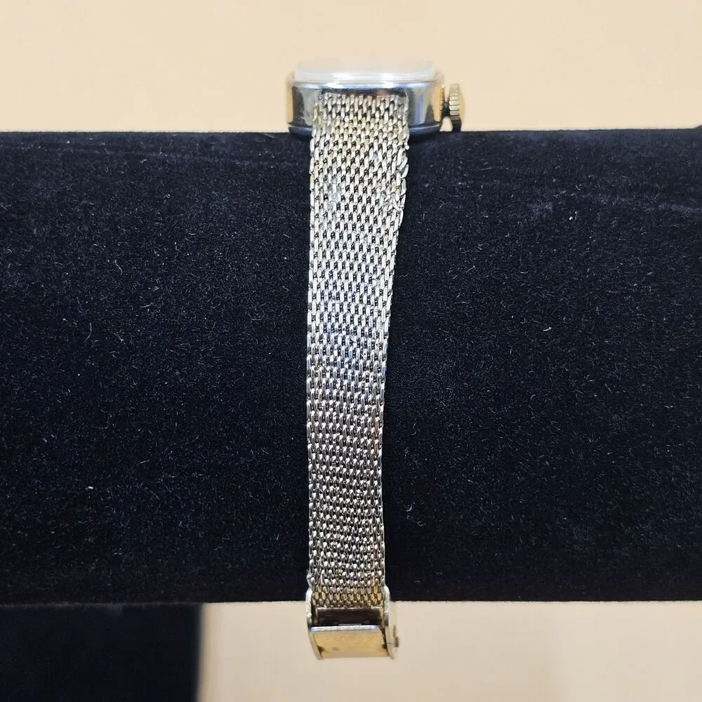 Timex Ladies Watch Vintage Gold Tone Mechanical Manual Wind Mesh Band 1761802379